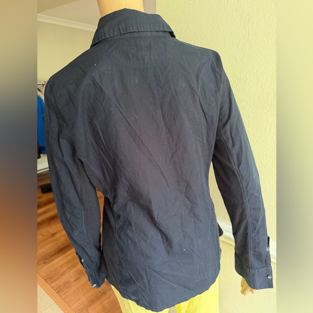 Converse button up Women's Navy Button-Up Shirt size large - Picture 5 of 10